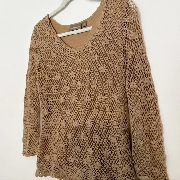 Croft & Barrow Tan Long Sleeve Lace Crochet Mesh Long Sleeve Brown floral Blouse - Picture 4 of 7